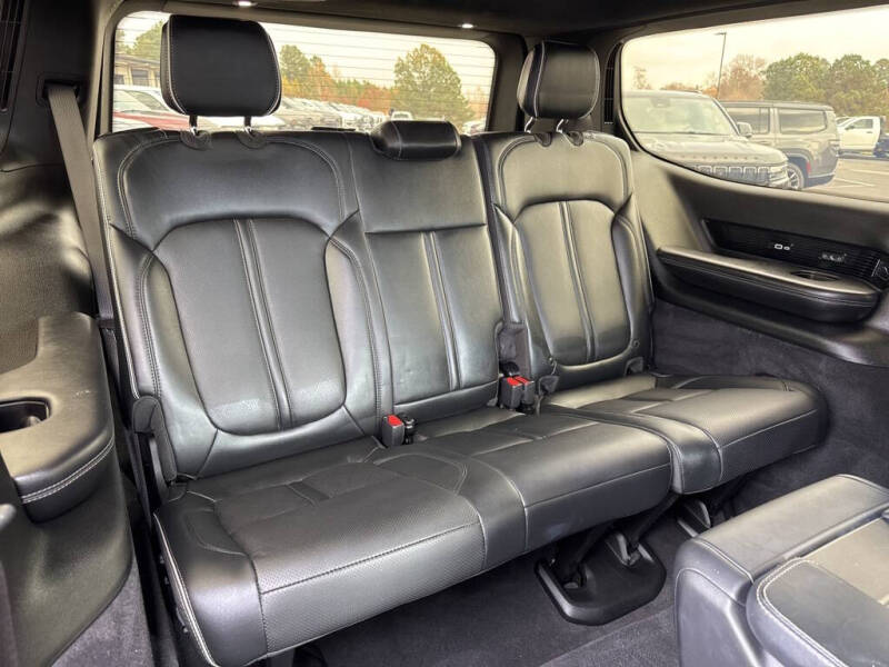 2022 Jeep Grand Wagoneer Series II