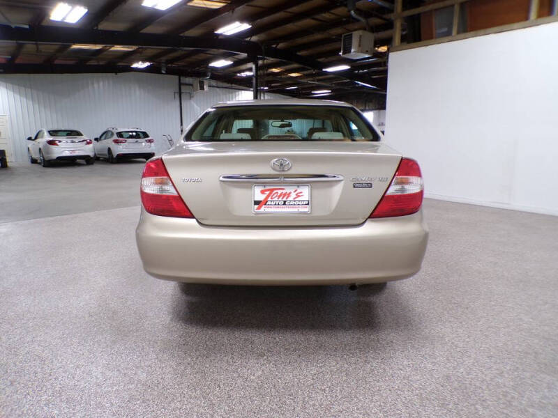 2004 Toyota Camry XLE