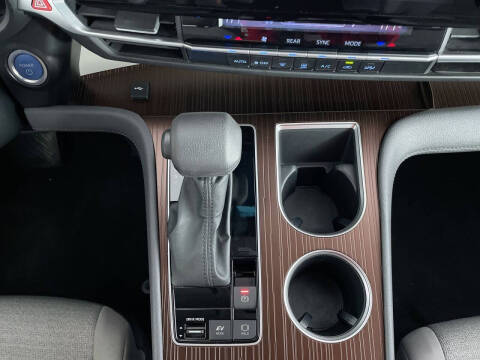 2023 Toyota Sienna LE 8-Passenger