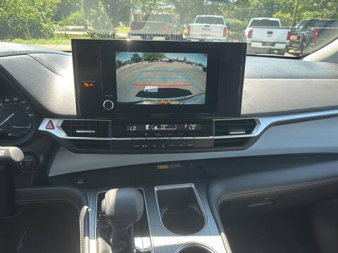 2026 Toyota Sienna LE 8-Passenger