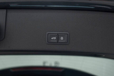 2021 Audi e-tron quattro Premium Plus