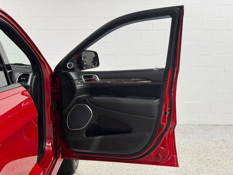 2017 Jeep Grand Cherokee SRT