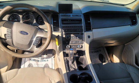 2012 Ford Taurus SE