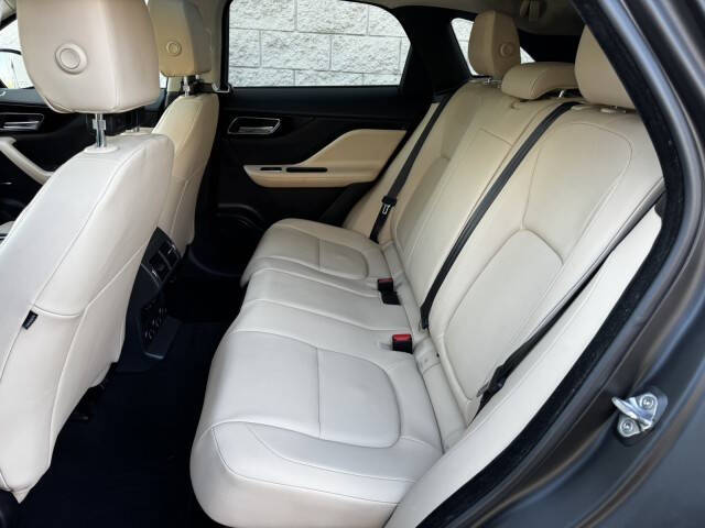 2020 Jaguar F-PACE 25t Premium