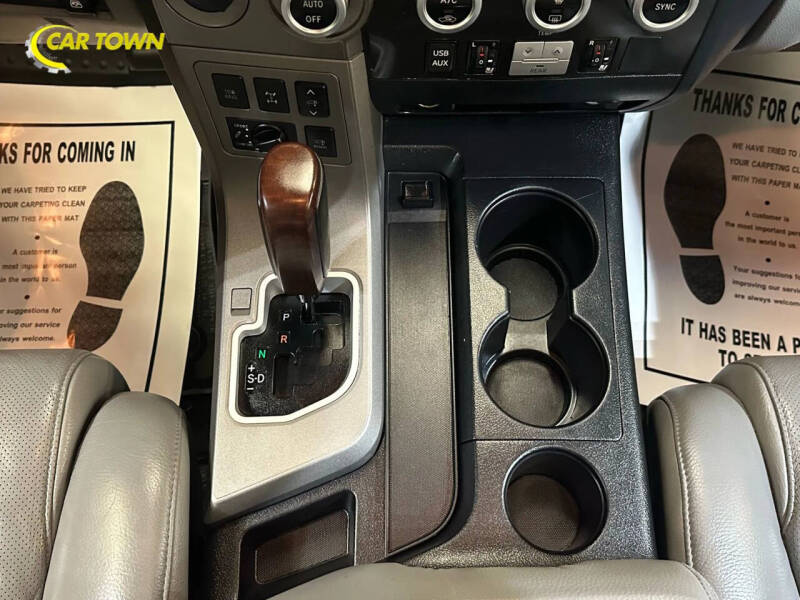 2017 Toyota Sequoia Platinum