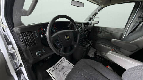 2024 Chevrolet Express 2500