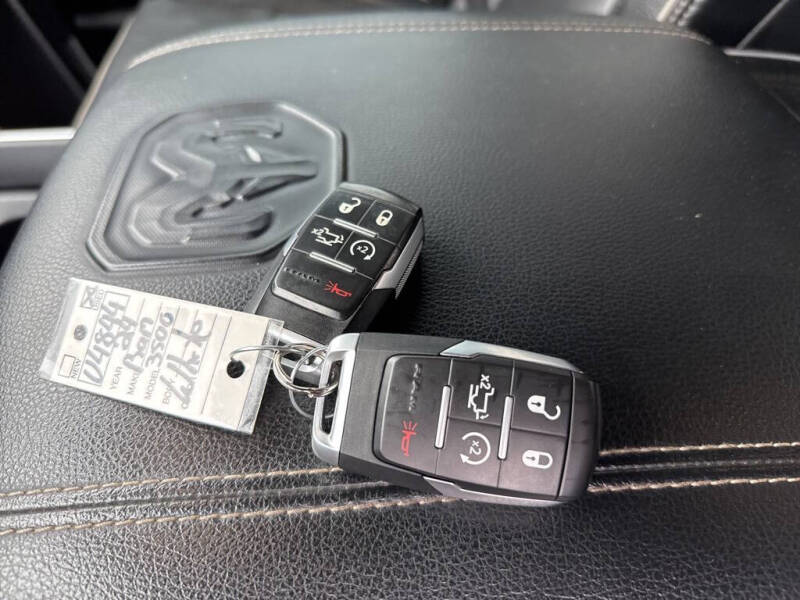 2024 RAM 3500 Laramie