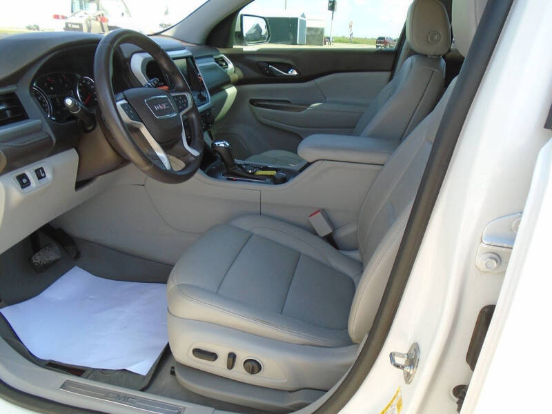 2017 GMC Acadia SLT-1