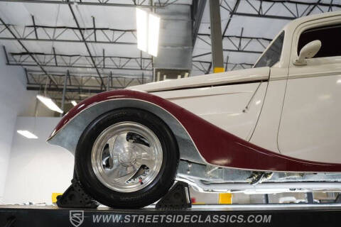 1933 Ford Victoria