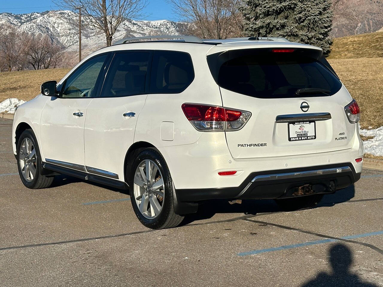 2014 Nissan Pathfinder for sale at DRIVE N BUY AUTO SALES in OGDEN, UT