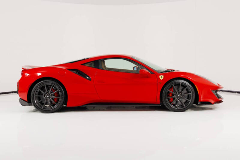 2020 Ferrari 488 Pista
