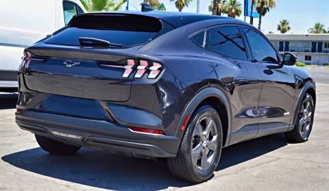 2022 Ford Mustang Mach-E Select