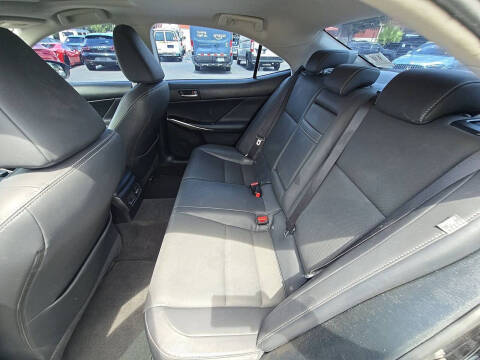 2019 Lexus IS 300