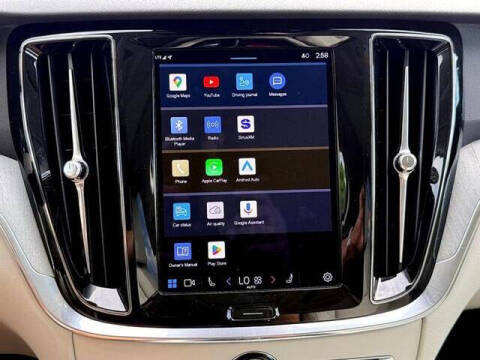 2024 Volvo V60 Cross Country B5 Plus