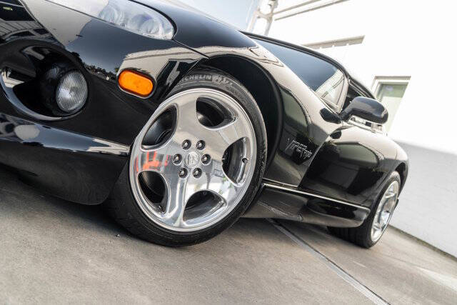 2000 Dodge Viper 8