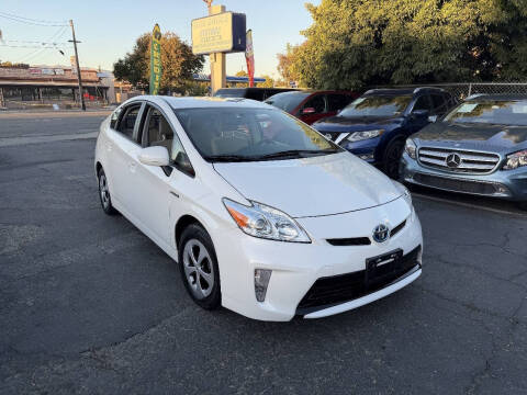 2014 Toyota Prius Two