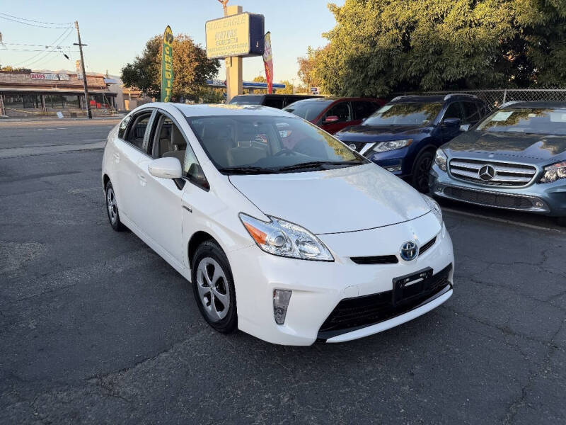 2014 Toyota Prius Two