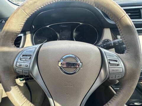 2015 Nissan Rogue SL