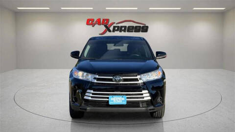 2018 Toyota Highlander LE