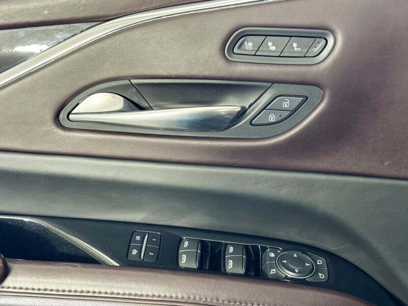 2021 Cadillac Escalade Sport Platinum