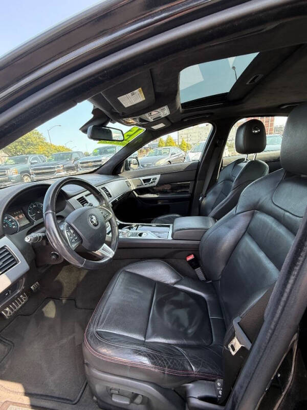 2015 Jaguar XF 3.0 Sport