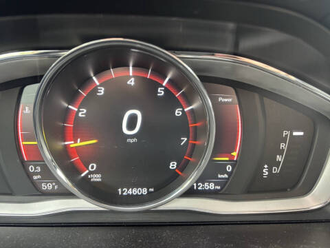 2017 Volvo XC60 T6 Dynamic