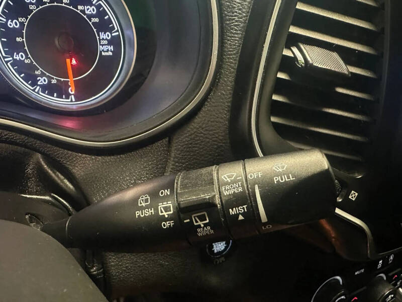 2020 Jeep Cherokee Altitude