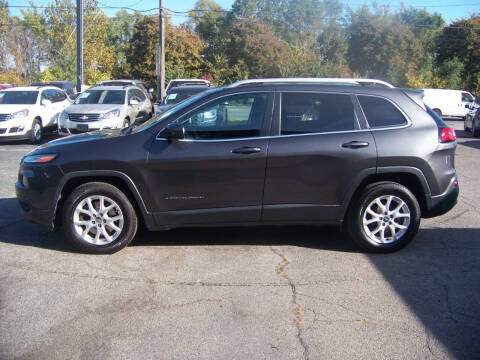 2015 Jeep Cherokee for sale at C and L Auto Sales Inc. in Decatur IL