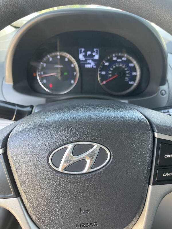 2015 Hyundai Accent GS