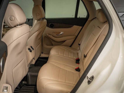 2021 Mercedes-Benz GLC GLC 300 4MATIC