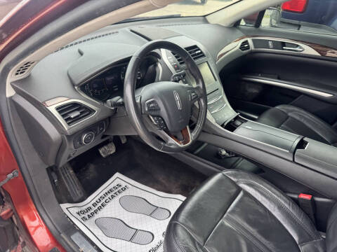 2014 Lincoln MKZ