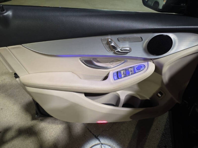 2021 Mercedes-Benz GLC GLC 300 4MATIC