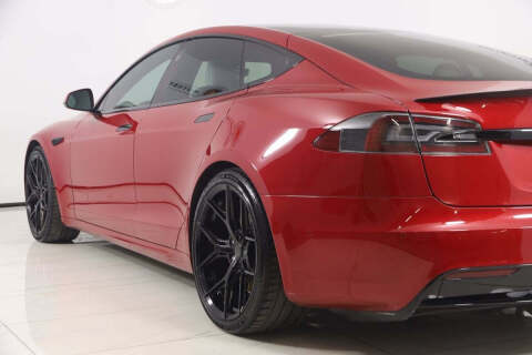 2022 Tesla Model S Plaid