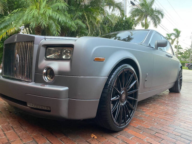 2004 Rolls-Royce Phantom Base photo 2