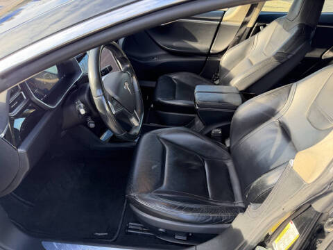 2016 Tesla Model S 70