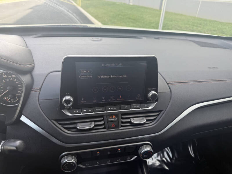 2019 Nissan Altima 2.5 SR