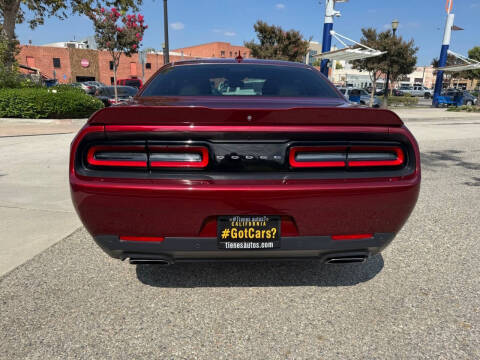 2018 Dodge Challenger R/T Plus