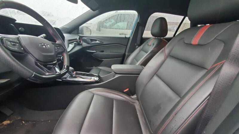 2025 Chevrolet Trax RS