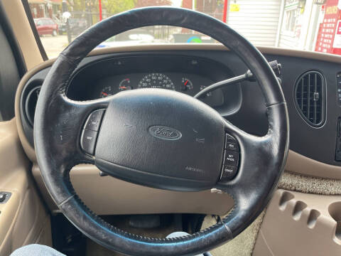 2000 Ford E-Series E-150