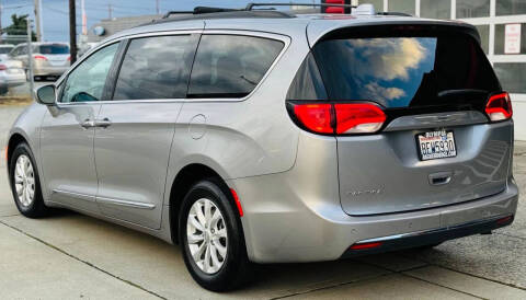 2017 Chrysler Pacifica