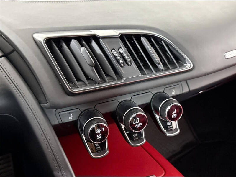 2017 Audi R8 5.2 quattro V10