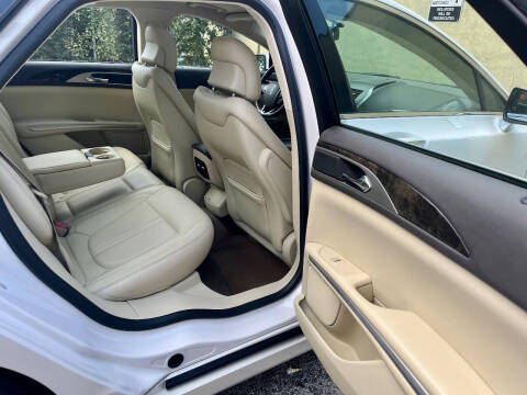 2014 Lincoln MKZ