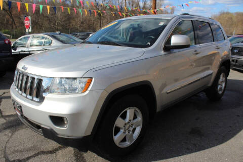 2011 Jeep Grand Cherokee for sale at Xclusive Auto LLC in Hanover MD