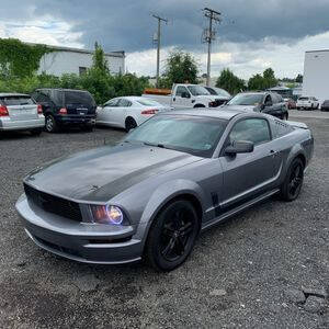 2006 Ford Mustang for sale at Valid Motors INC in Griffin GA