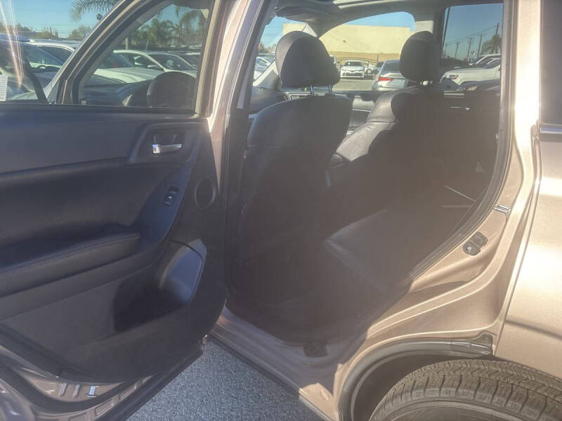 2015 Subaru Forester 2.5i Touring