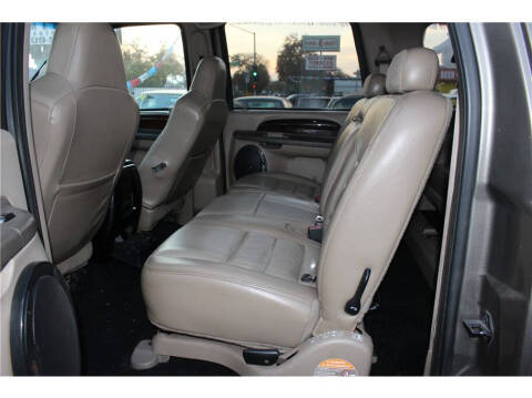 2004 Ford Excursion Limited