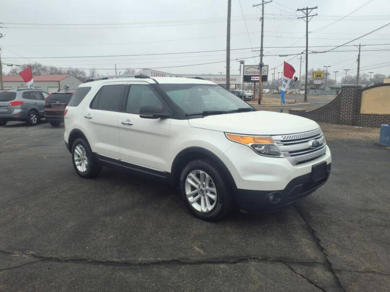 2011 Ford Explorer XLT's photo