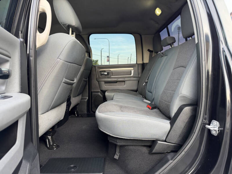 2018 RAM 1500 SLT