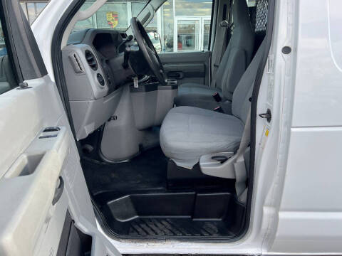 2013 Ford E-Series