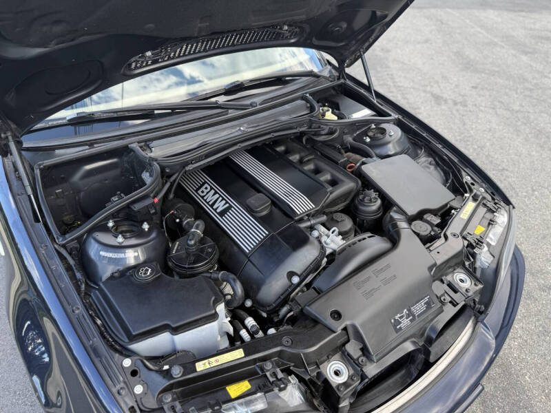 2005 BMW 3 Series 325Ci